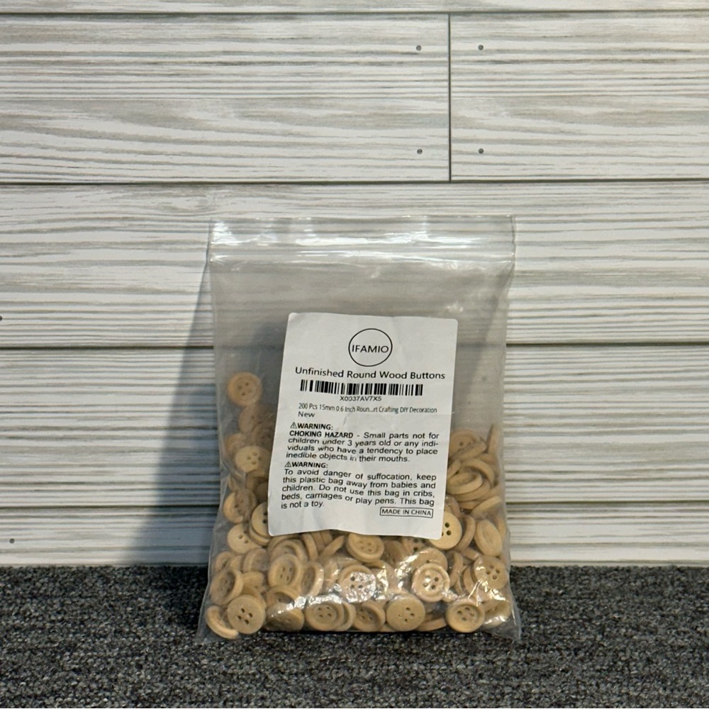 Unfinished Round Wood Buttons 200 Pieces